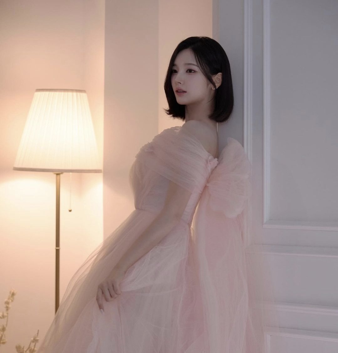 bongsunhwa's tweet photo. #์จ๋ฆฌ์ค #์ํฌ #๊ฒฐํผ์ #์ถํ #์ ๋ถ #wedding_dress
์ผ๋จ ๊ฒฐํผ ์ถํํ๊ณ ,
์ ๋ ๋ท๋ชจ์ต์ด๋ผ๋ ๊ณต๊ฐํด์ฃผ์ด์ ๊ณ ๋ง๋ค.
์์ง์ ๋ฏ์ ๊ฒ์ด ์ฌ์ค์ด์ง๋ง..
๊ทธ๋์ ๋ ๊ฐ๋ฆฐ์ด๋ ๊ฒฐํผ์ ๋ ์ง์ ๋ง์ถฐ์ ๊ท๊ตญํ ๊ฑฐ ๊ฐ๋ค?
์ํฌ ์จ๋ฉ๋๋ ์ค ์
์ผ๋๊น ๋ ์ด๋ป๋ณด์ธ๋ค.
๐ฐโโ๏ธ๐ฐโโ๏ธ๐ฐ https://t.co/dIpcVVK6s9