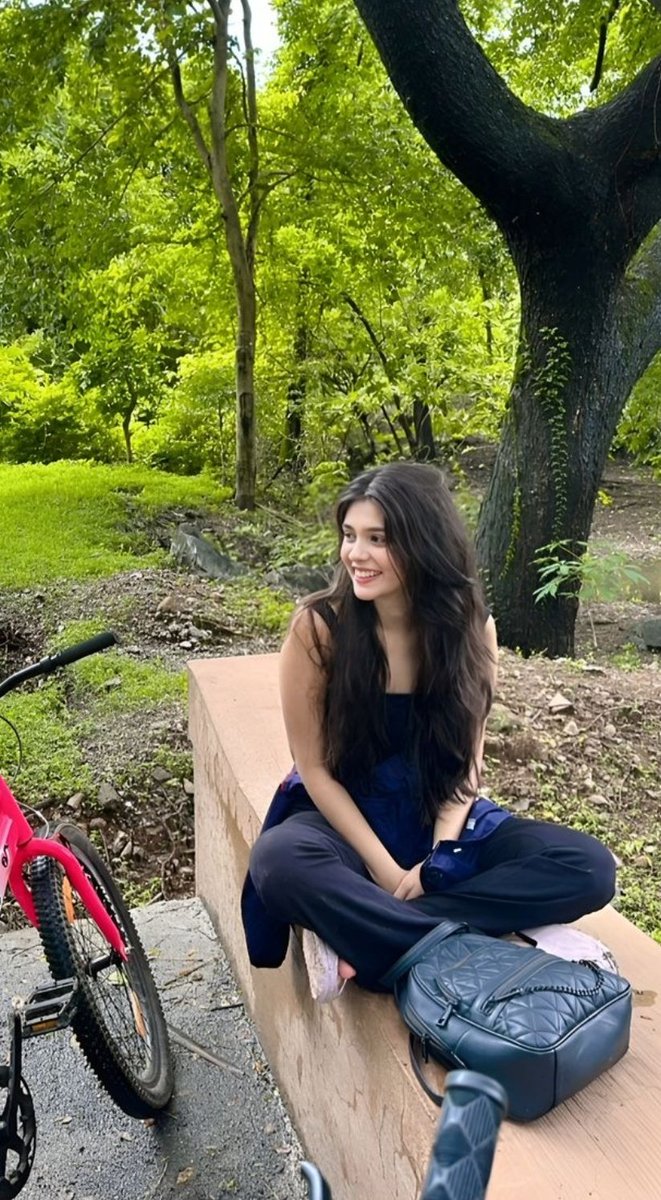 genextharshalii's tweet photo. I m glad I cut myself frm dis app from disgusting fandom n wars
loving ur favs silently wishing em luck happiness success is a bliss✨️❤️ I m loving it
Jst wishing em love luck fr their projects cz I m sure dey will kill it wid their acting skills
#HarshadChopda #PranaliRathod https://t.co/lr76oePBlk