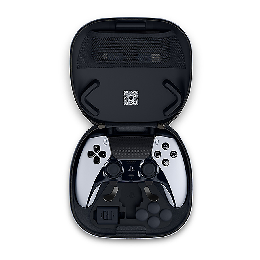 PlayStationDE's tweet photo. Verbessert eure Leistung bis ins Detail 🏆
Jetzt den #DualSenseEdge direkt bei PlayStation holen und bei der Trophäenjagd so richtig loslegen. ➡️ https://t.co/qb4cj3A4Mi https://t.co/Gqk0CRG6WM