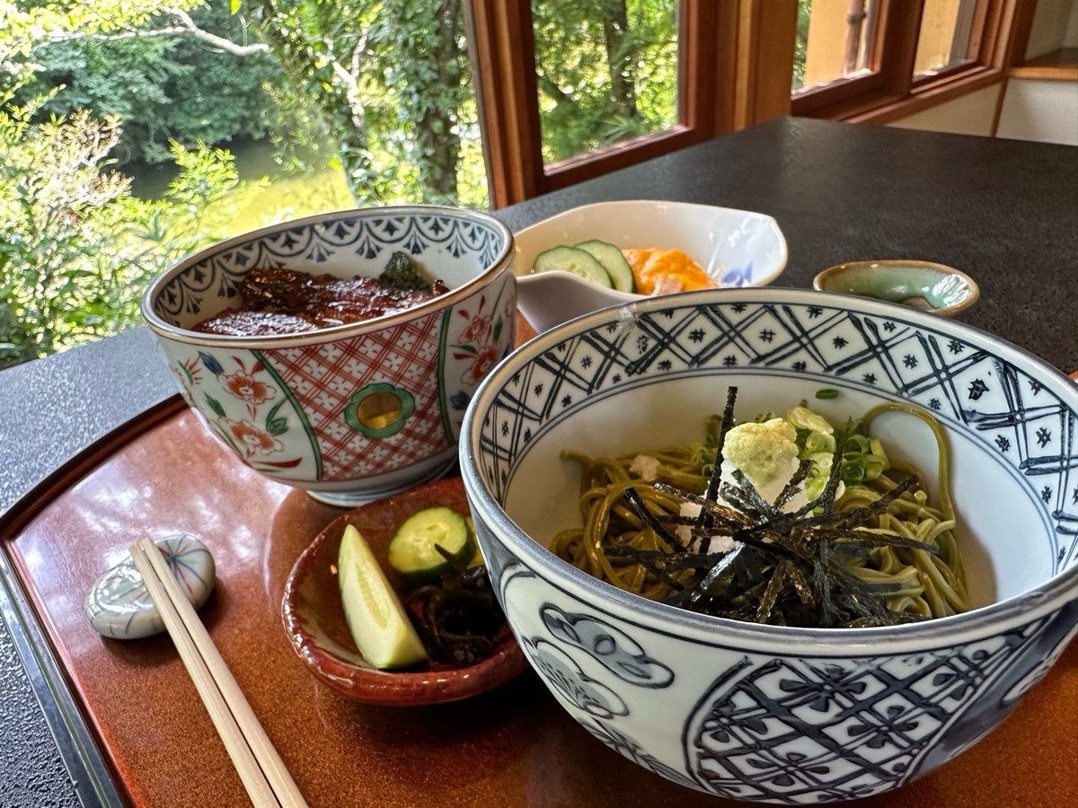 minoritt's tweet photo. お昼を食べにきました。 (@ 掛茶料理 むとう in 掛川市, 静岡県) https://t.co/qjrC5Iikrf https://t.co/WX1g4c3Tqx