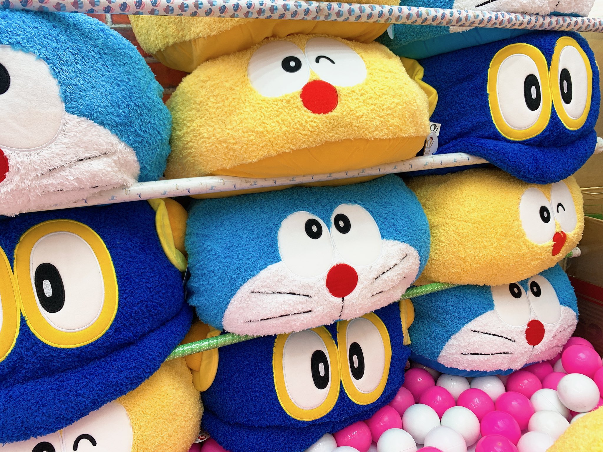 フェイラー　ドラえもん　コロ助　セット FEILERハンカチ第5弾！！ 2023年12月15日 (金） 発売