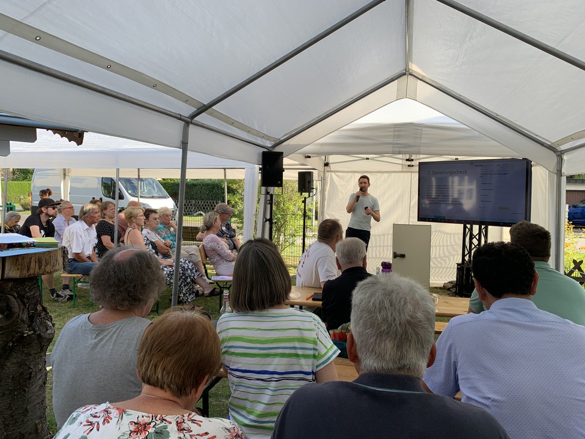 Gemeinsam energetisch sanieren: #Energiesprong im Quartier 🏡
Wie kann eine gemeinschaftliche Sanierungsinitiative eine ganze Nachbarschaft zukunftsfähig machen? Erste Infoveranstaltung für Eigenheimbesitzer in der Siedlung Klosterbüsche in Berlin:
▶️energiesprong.de/news-downloads…