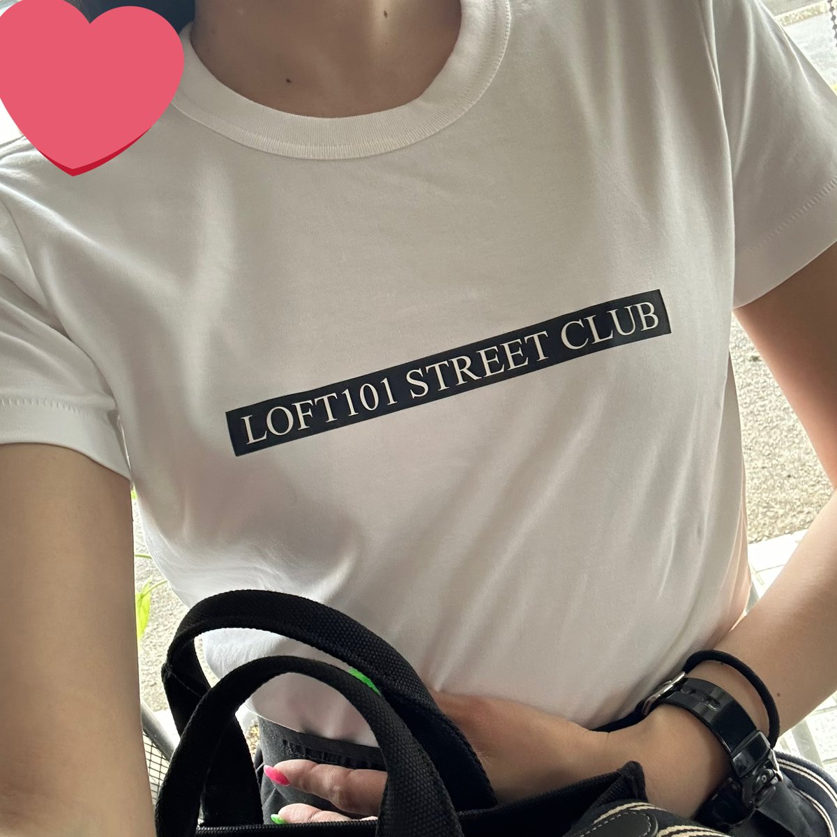loft101_sapporo's tweet photo. うふふ♡
私服として着ちゃった♡笑
#LOFT101
#札幌
#すすきの
#ガールズバー
#バニーガール
#バニーガールズバー
#私服 https://t.co/rsUOH0b3Xy