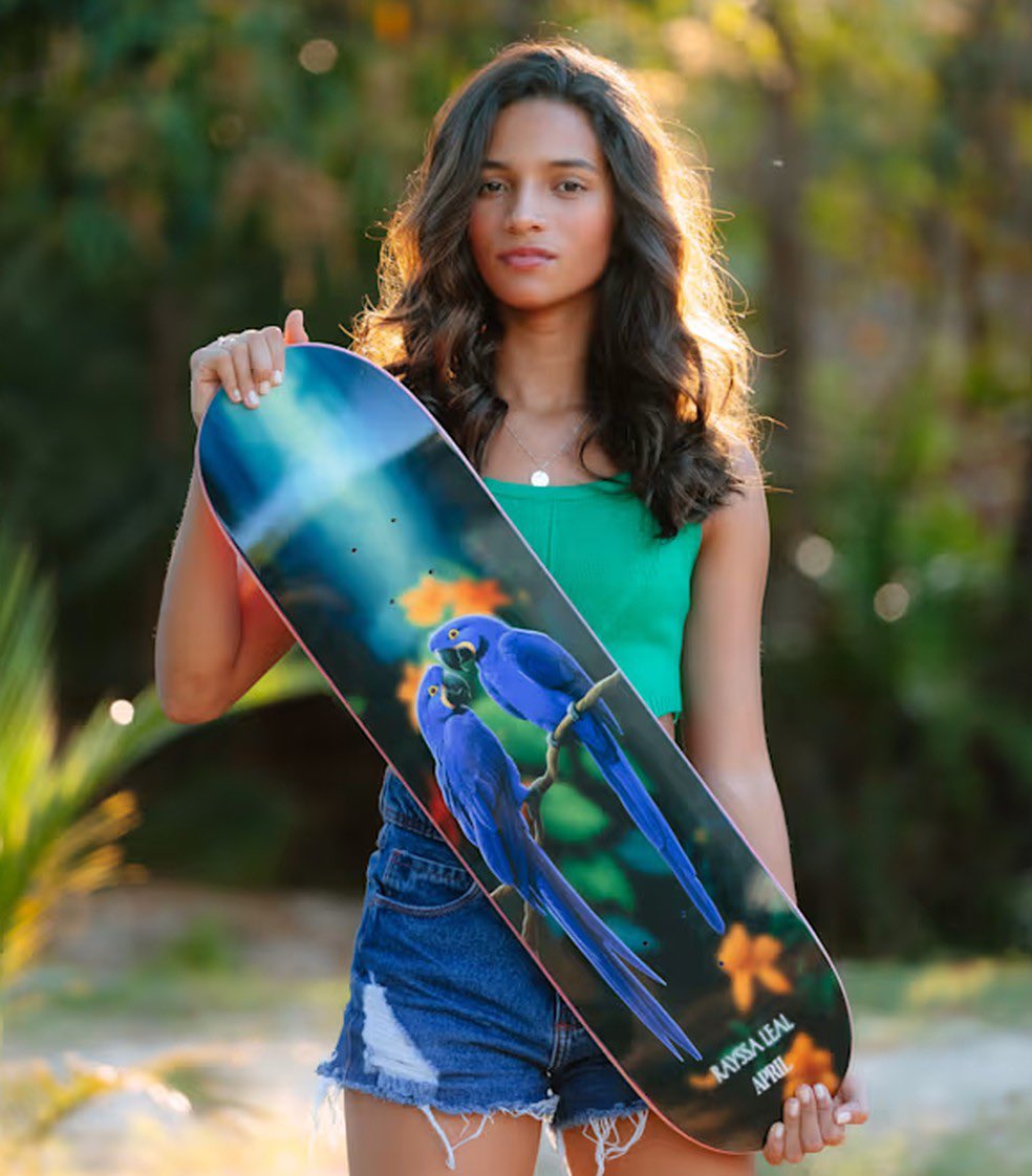 RapMais's tweet image. 🚨 Rayssa Leal revela skate personalizado com Arara-Azul para disputar Olimpíadas em Paris