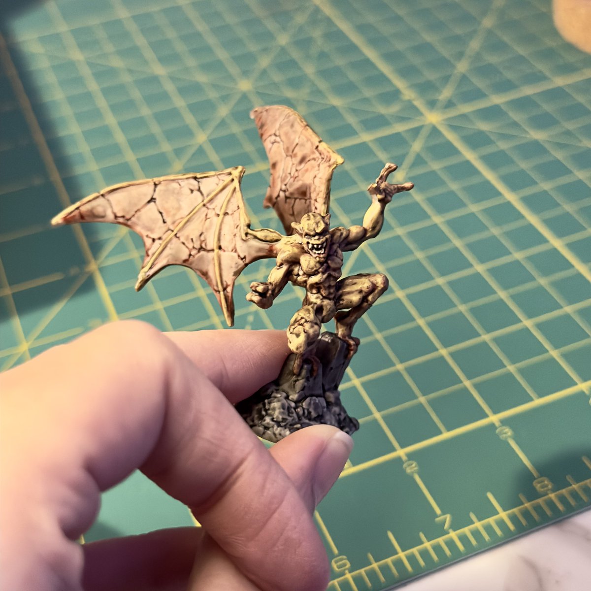 FloofStoof's tweet photo. Minis minis minis minis 🎨🖌️ https://t.co/iUe0Ra4V6a