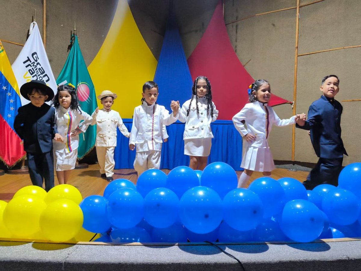 #23Julio || • 1/2 Niños y niñas del Centro de Educación Inicial Juan Toro fueron exitosamente promovidos a primer grado.

📝bit.ly/46iyCE6

#AfirmativoYPalante