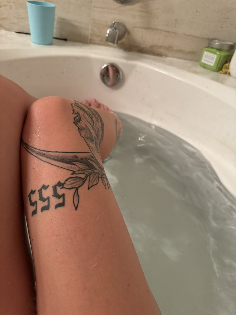 kel_baby_2's tweet photo. Need my toes done! Someone send me money $KelseeHovancik
#pedi #payup #subspay #paypiggy #feetpics #feet #toes https://t.co/4IWj76vjo2
