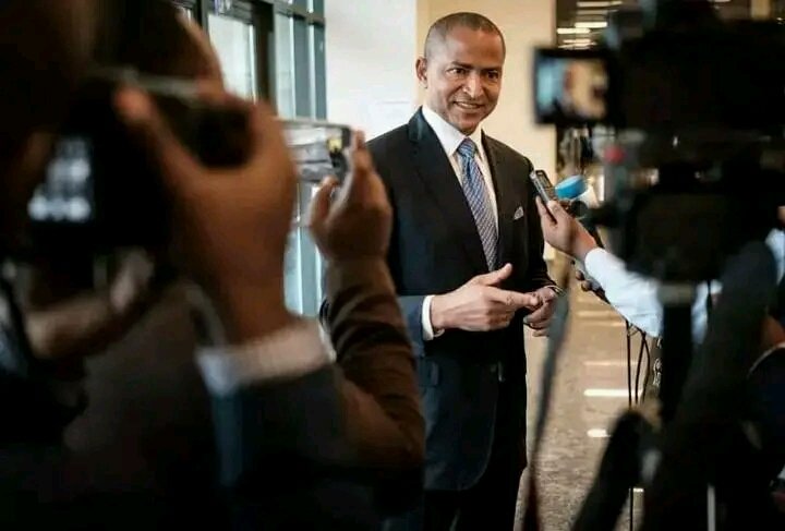 Steevenzungu1's tweet photo. L'homme de solution @moise_katumbi.
@3Ledia3, @tshimangafelic1, @KatangaCynthia, @nononlandu, @JosueNondo, @ChristopheKas10. https://t.co/JsX1CN8NgD