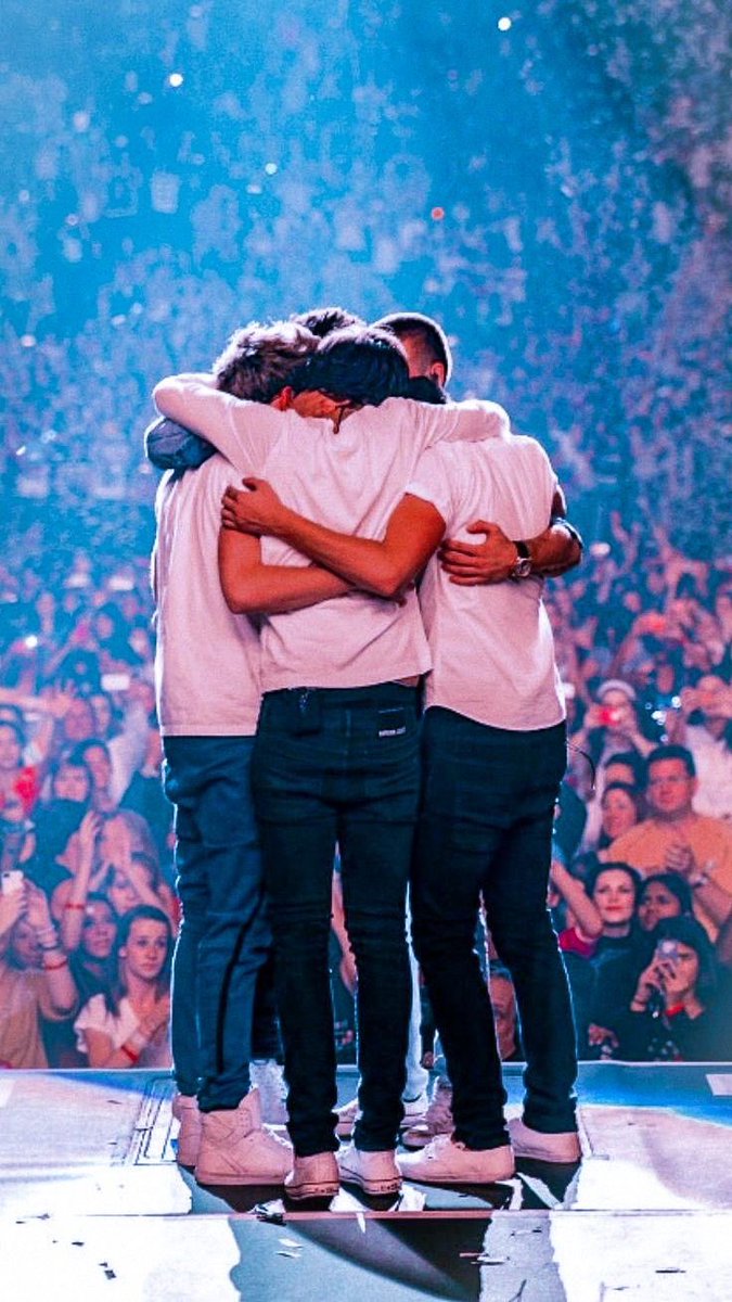 YoursTrulySofia's tweet image. I refuse to believe that 1D was formed 14 years ago 

I refuse to believe it’s been 14 years since they lost the xfactor but went onto become one of the biggest bands in the world 🥹

#14YearsOf1D 
#14YearsOfOneDirection