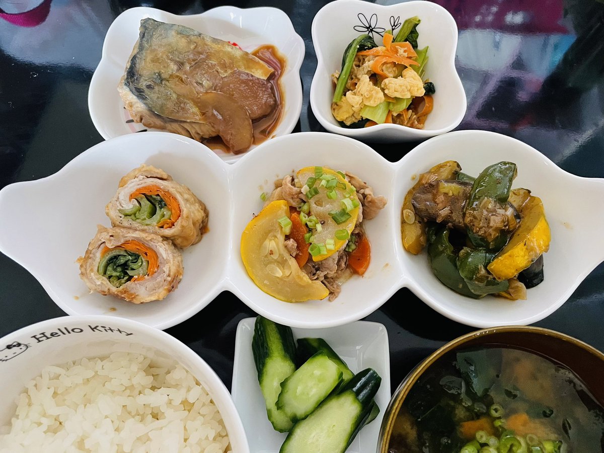 LoveYoriAddict's tweet photo. 🙌作り置き万歳🙌
鯖、久々に捌いた🐟 https://t.co/vaYzDEK80X