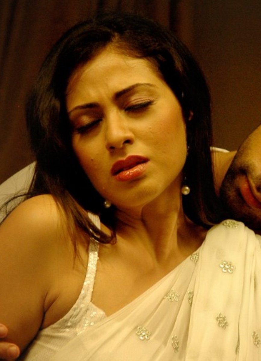 Sissy me getting aroused and seduced by my Bull Bava..😘 After he hugged me from behind by rubbing and pushing his dick in btw my ass cheeks 🍑🥵