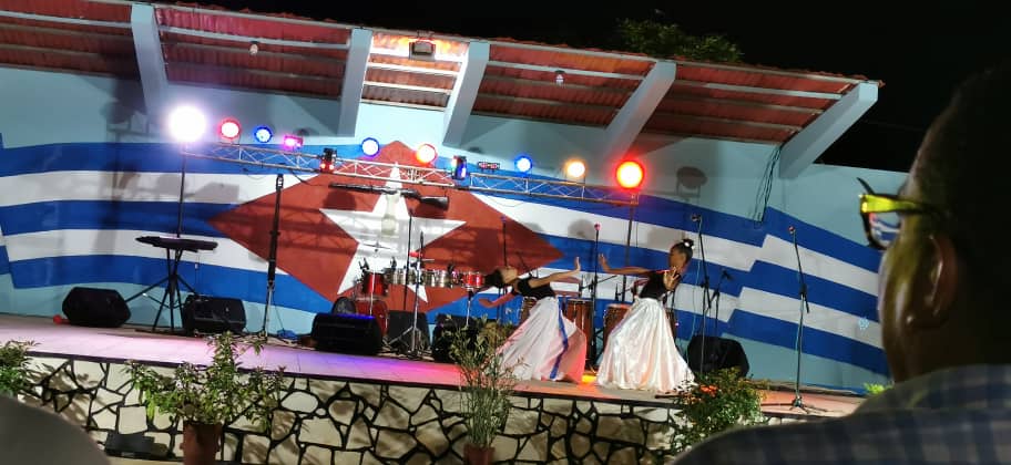 CuetoOsmel's tweet photo. El extremos más oriental de #Cuba, #Maisi, se viste de gala víspera de celebrar el acto provincial por el 71 Aniversario de los sucesos del Moncada el 26 de julio de 1953.
#Guantánamo
#LaHistoriaPorAsalto 
#FidelPorSiempre https://t.co/9cwxSlzXWW