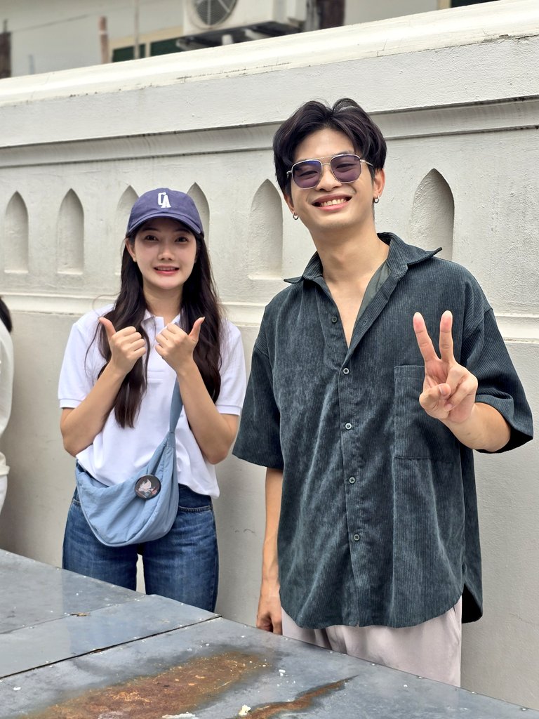 Thamboon888's tweet photo. 💚💙 HAPPY BIRTHDAY TO YOOHOO 💚💙

มอบข้าวกล่องน้ำดื่ม��ละขนม 419 ชุด ให้กับคนไร้บ้าน คนยากไร้และผู้สูงอายุริมทาง เนื่องในวันคล้ายเกิดของคุณยู ในนามคุณยูและแฟนคลับยูครีมด้อมปาโก๋ 💕

#yoohoo64 #creamlike 
#ยูครีม #yoocreamhouse https://t.co/aajGXc0DnJ