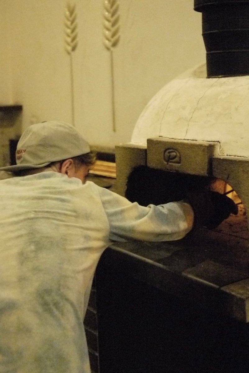 iidata's tweet photo. 軽井沢 A FENESTELLA(ア フェネステッラ) でピッツァランチからの夜は石窯でセルフピッツァ🍕 https://t.co/17EEvH3npd
