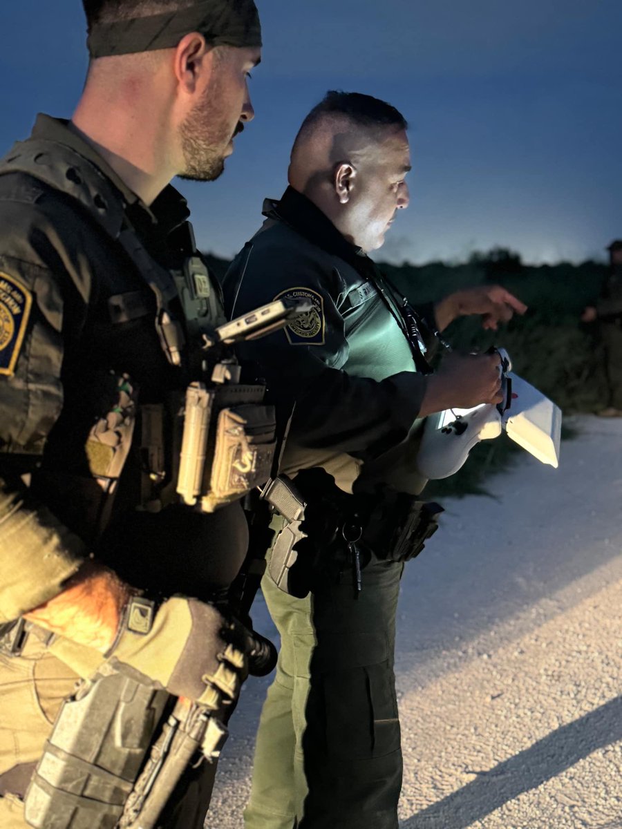 USBPChiefRGV's tweet photo. #TechTuesday: #RGVSector Border Patrol agents utilize small unmanned aircraft systems (sUAS) to support ground agents with situational awareness. The drone’s compact size allows agents to carry them in a vehicle and deploy them within minutes; a game changer in border security. https://t.co/P636NvlKLB