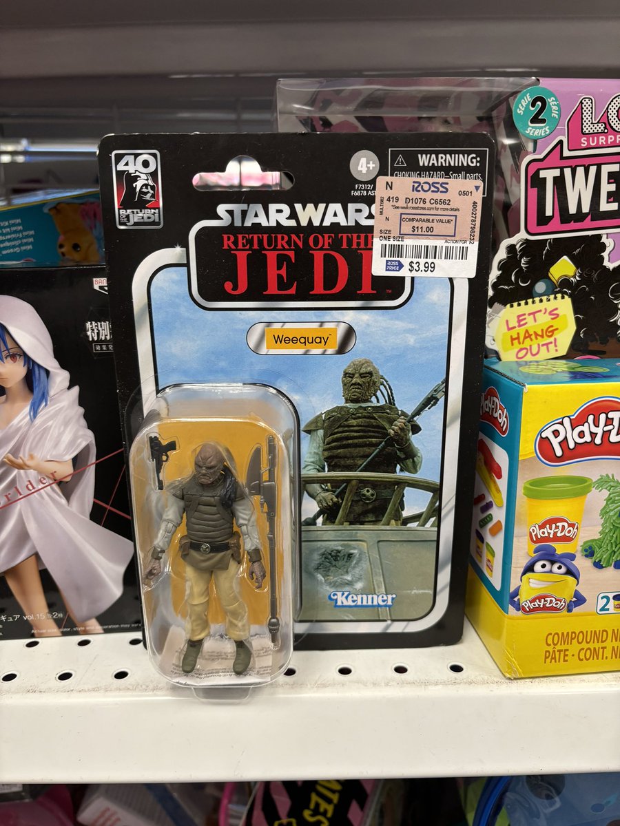 toypicsdude's tweet photo. I found a random Weequay at Ross today. No other Star Wars figures in sight, this only means that some of this wave was here at some point. 🤔🤩💯👍🏼
@starwars @BanthaSkullcom @bobafettfanclub @Sean_Solo8 @Dregz_Cat @capecoraldwells @Collectorian @RedRangerChris #StarWars #Weequay https://t.co/J0ye80LEe1