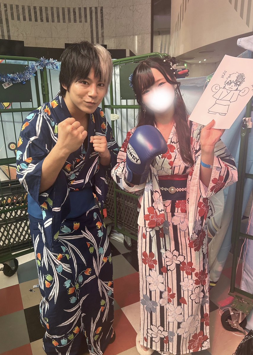 kacho_Aoi's tweet photo. かちょーさん殴れ���楽しかった❕💙🥊💥⚡️ https://t.co/5LHuZIZIFu