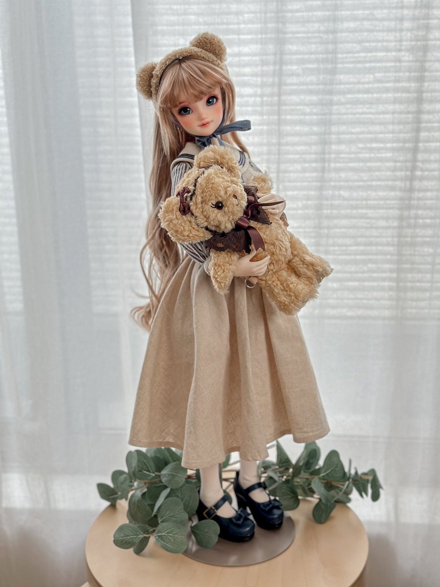 lala_dollfie's tweet photo. Annaちゃん 新しいドレスめっちゃ似合ってるよ🧸💖

👗@007_line 
#sd_アナ #sd_Anna #うちのこかわいい https://t.co/WwHwMk8ZMO