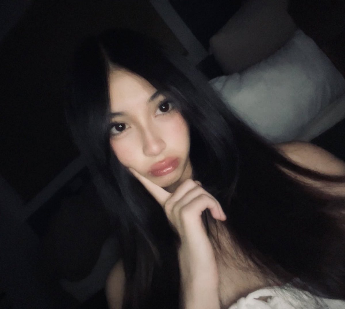 kira tweet media