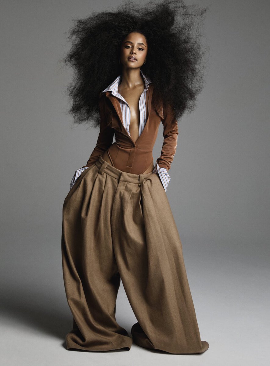 Mexiconicamag's tweet photo. Tyla para V Magazine es todo lo que está bien ✨

#photoshoot #mexiconicamag https://t.co/TenUQajw95