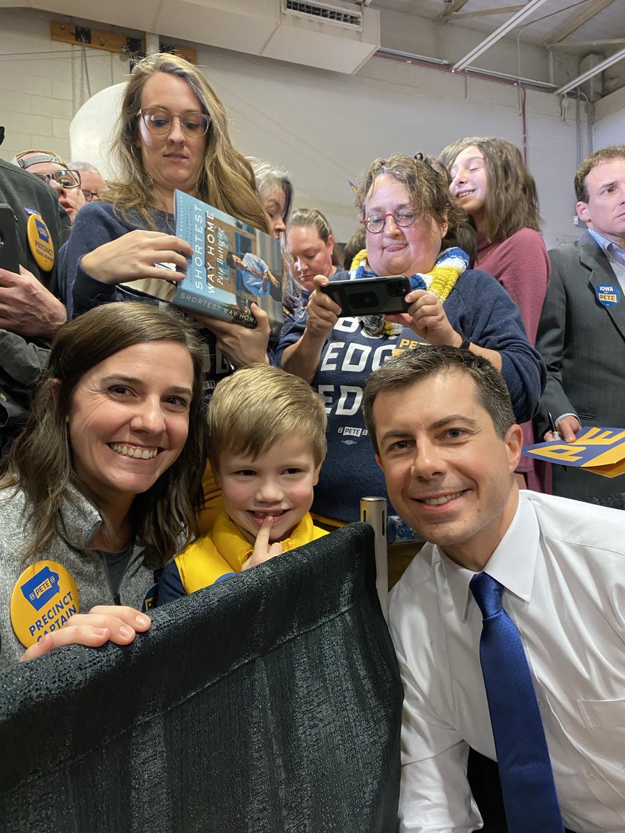 DMillzRN's tweet photo. Did someone say archive? #peteforvp https://t.co/YZe1ZvVn1Y