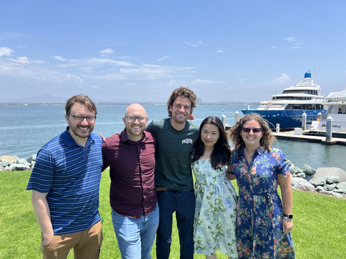 Alexandra Rojek (@alexandrarojek) on Twitter photo An amazing start to #AACRMBCO24 with <a href="/UCHemOncFellows/">University of Chicago Hem/Onc Fellows</a> colleagues focusing on translational science in oncology! With some gorgeous summer days and scenery as a bonus 😎 <a href="/AACR/">AACR</a> <a href="/UChicagoHemOnc/">University of Chicago Hematology/Oncology</a> @cannova_joe <a href="/theproffermd/">Dan Peiffer</a> An amazing start to #AACRMBCO24 with <a href="/UCHemOncFellows/">University of Chicago Hem/Onc Fellows</a> colleagues focusing on translational science in oncology! With some gorgeous summer days and scenery as a bonus 😎 <a href="/AACR/">AACR</a> <a href="/UChicagoHemOnc/">University of Chicago Hematology/Oncology</a> @cannova_joe <a href="/theproffermd/">Dan Peiffer</a>