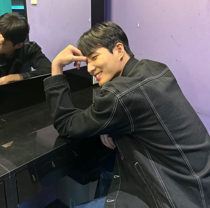 info foundation atau cushion yang punya rasa vanilla oat dong teman timun soalnya pacarku request itu biar kalau nyemilin pipiku ada rasanya. Ini oknumnya yang hobi nyemilin pipiku <a href="/musadenata/">Musa</a>