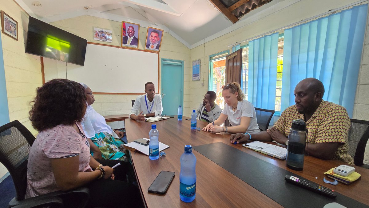 WaterandDev's tweet photo. Rachel and the Maji Na Ufanisi team met with MOWASCO's MD and the Officer in Charge of Water Supply to Informal Settlements. This partnership is key to enhancing water and sanitation in Mombasa's underserved areas. #WaterForAll #CommunityEmpowerment #MajiNaUfanisi https://t.co/Kuohlsz29l