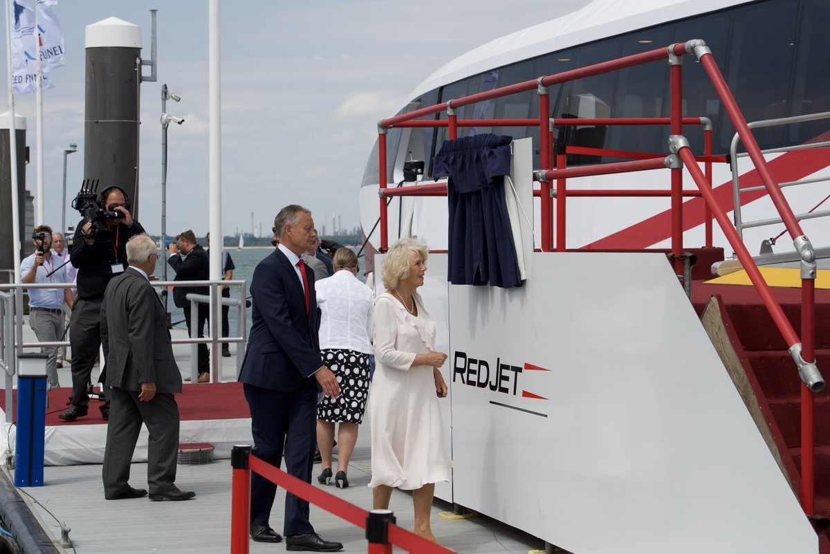 RedFunnelFerry's tweet photo. ON THIS DAY, 24 JULY 2018: QUEEN CAMILLA OFFICIALLY NAMES RED JET 7 πΎ
Red Funnel's high-speed Red Jet 7 was officially christened by Queen Camilla at a ceremony at Trinity Landing in Cowes on 24 July 2018.π’
Check out some of the photos from the day.πΈ
#RedFunnel #RedJet7 https://t.co/ZLdqMyQT2O