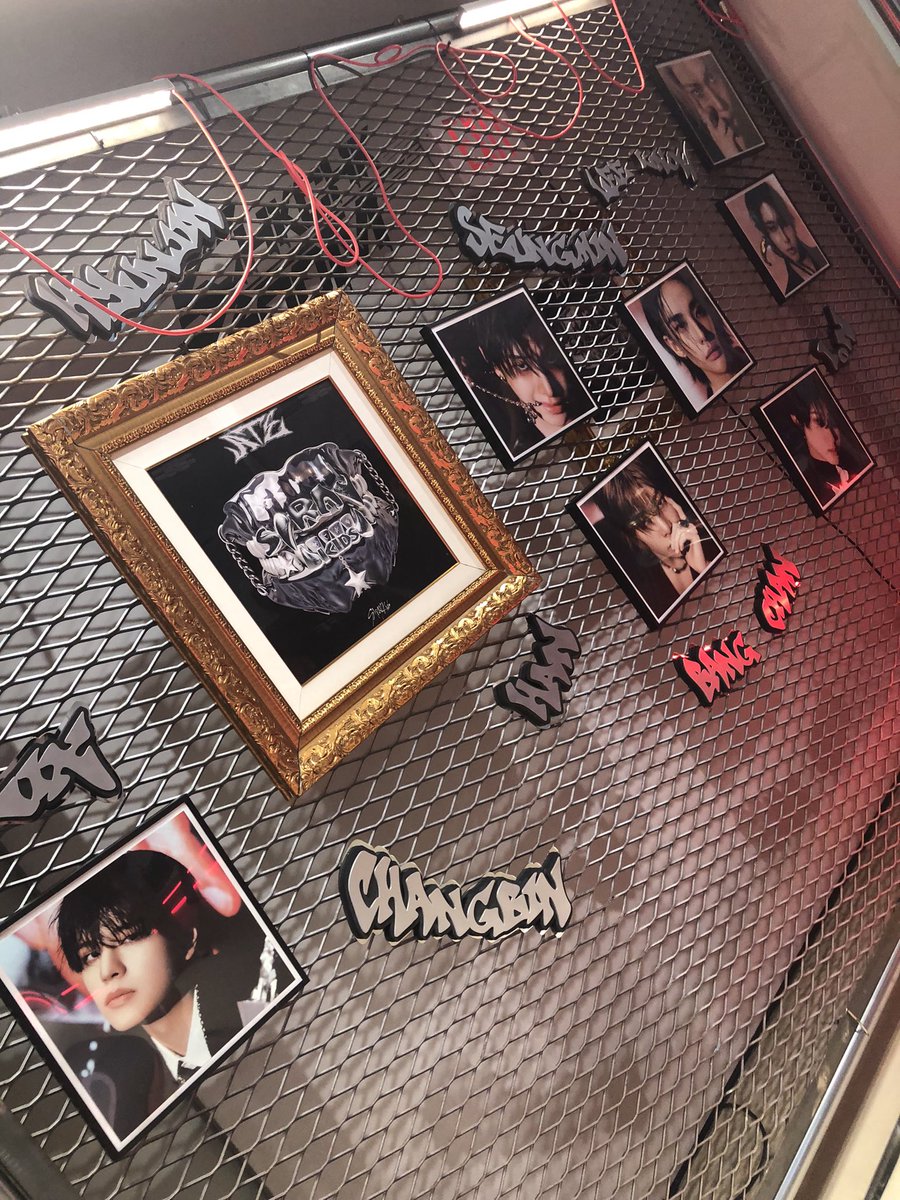 REIAtagu's tweet photo. #StrayKids #스트레이키즈 
#ATE                                 #ChkChkBoom 
#ATE_POPUP              #스키즈팝업 
#JYPSHOP                     #집샵 https://t.co/VaCpFhf4uI