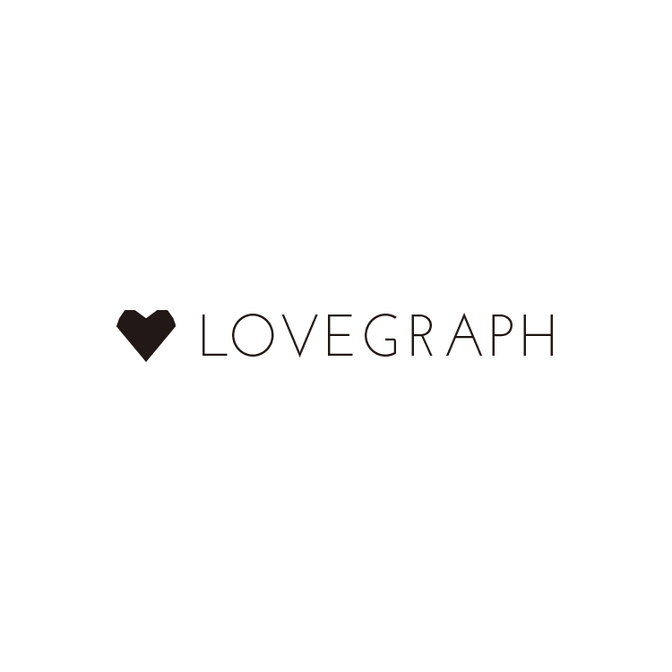 alpha_ririri's tweet photo. 【ご報告】
この度、出張撮影サービス「Lovegraph（ラブグラフ）」の専属カメラマンとして採用をしていただきました。
8月から大阪を拠点に活動開始予定です☺️

映像制作にも活きると信じ、映像・写真ともに両方のプロフェッショナルを目指して頑張っていきます!!❤️‍🔥

#ラブグラフ
#lovegraph https://t.co/uCcmdg79F9