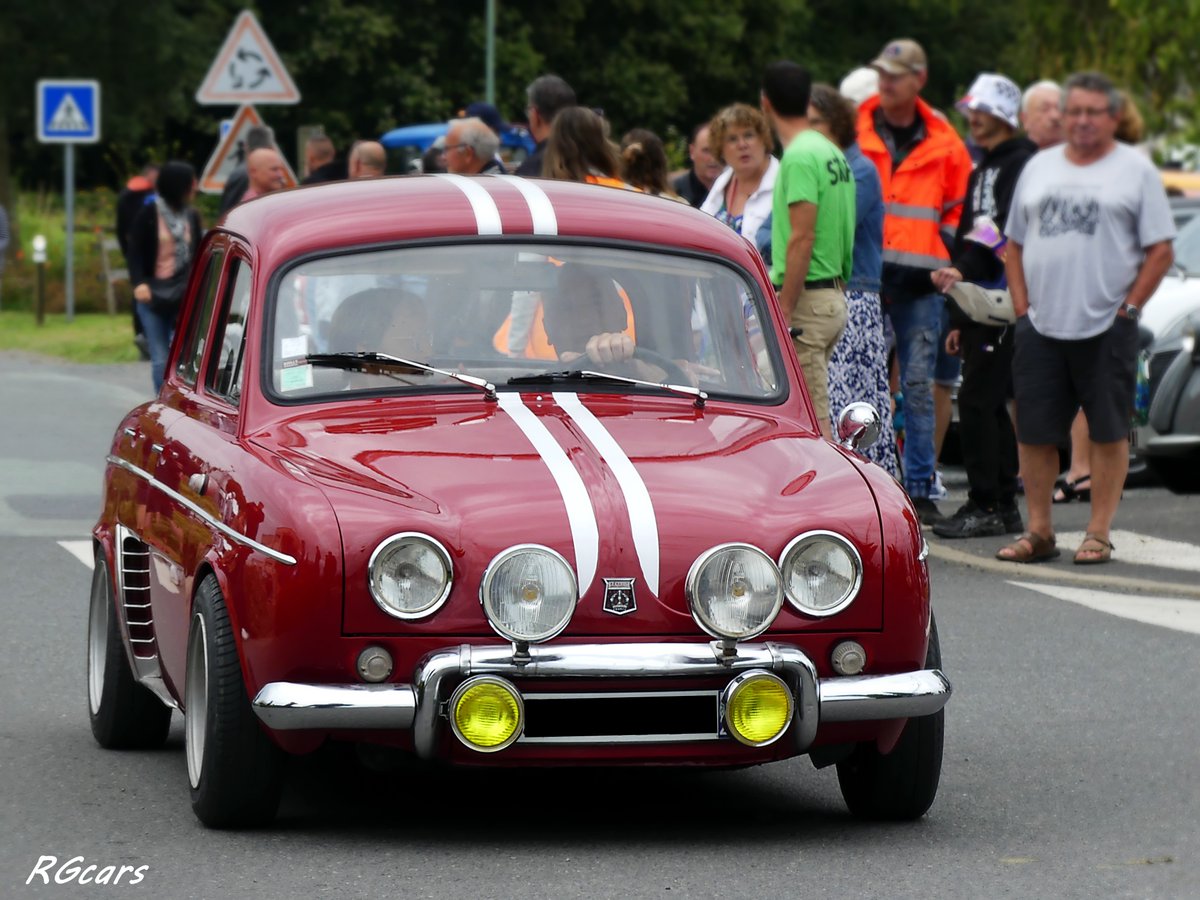 RGcars85's tweet photo. #Renault Dauphine #Gordini 🇫🇷 https://t.co/EuZF11RULT