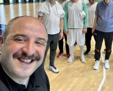 Hayvan severlere çapulcu diyen bu surata ne söylemek isterdiniz?