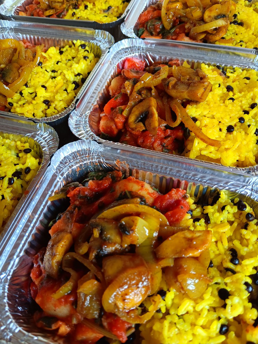 Delicadevon's tweet photo. Delicious Sag Aloo with Mejadra #vegan #glutenfree #soyfree #takeaway #spicey @vegan https://t.co/nSWnDBnGFc