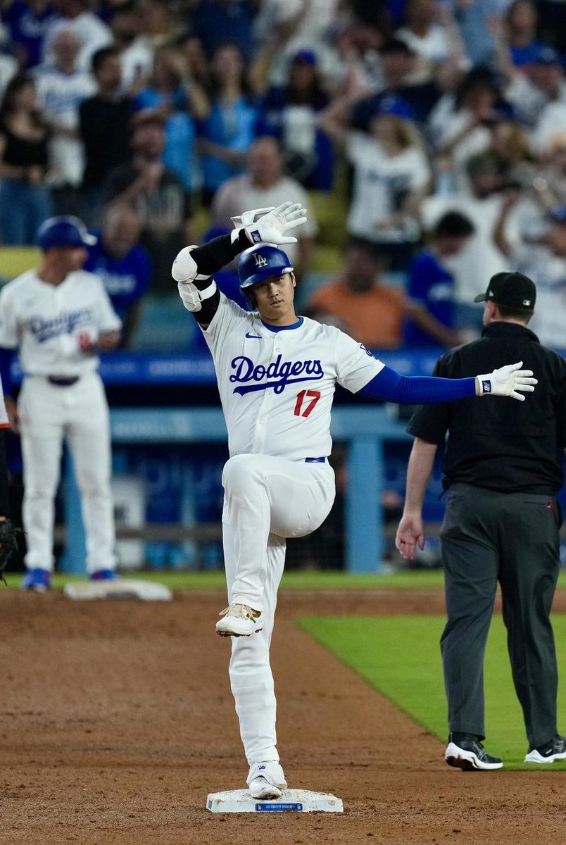 Shohei Ohtani today 2H 3RBI 1SB .314 AVG 1.032 OPS 30HR 73RBI 24SB