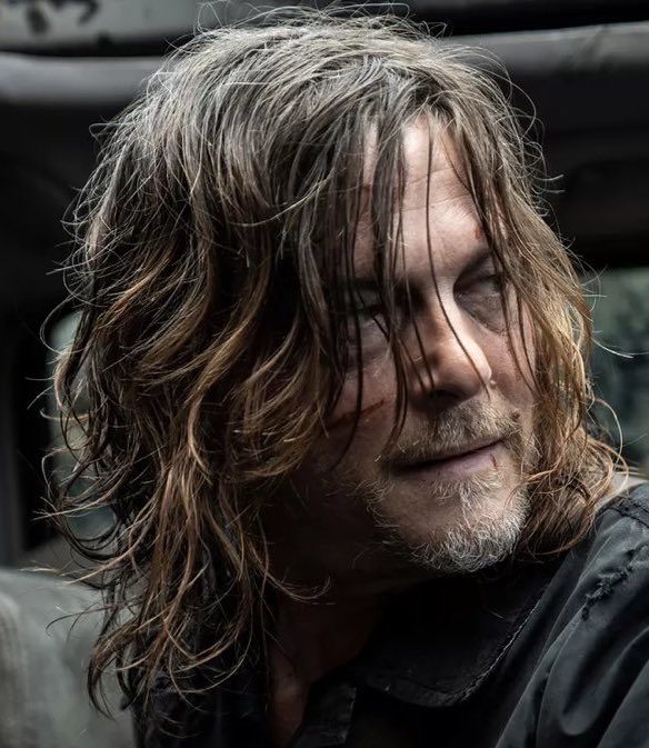 Lightenerrthang's tweet photo. the grey hair? it’s everything #TWD https://t.co/LmUVoPRQb1