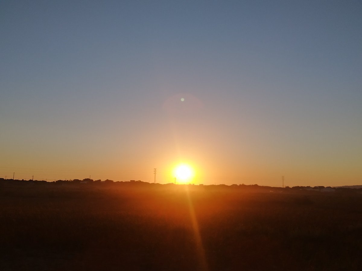 beranuy's tweet image. Así amanece Formentera.
Buen día.