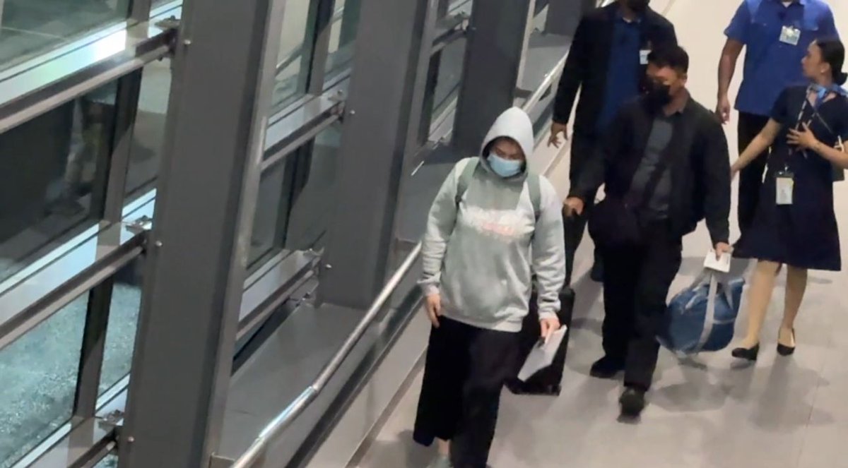 iMPACTPH2019's tweet photo. SARA, FAMILY FLY TO GERMANY AS #CarinaPH INTENSIFIES

Vice President Sara Duterte flew to Germany with her family and mother early morning on Wednesday, July 24.

📷 Anthony Fernandez/Manila Bulletin https://t.co/ILkO4a3MWp