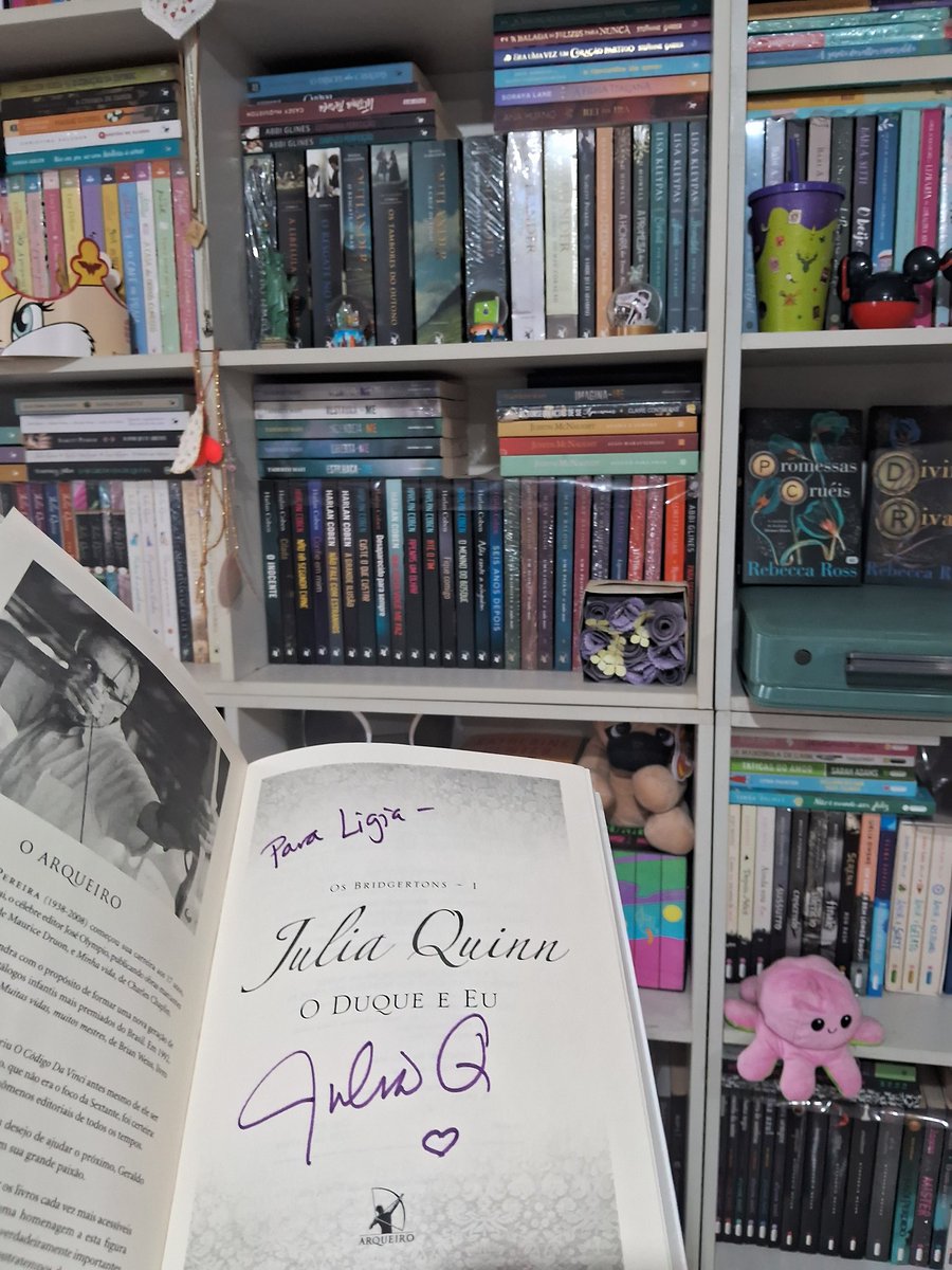 amo os livros da minha mãe, minha maior obsessão.