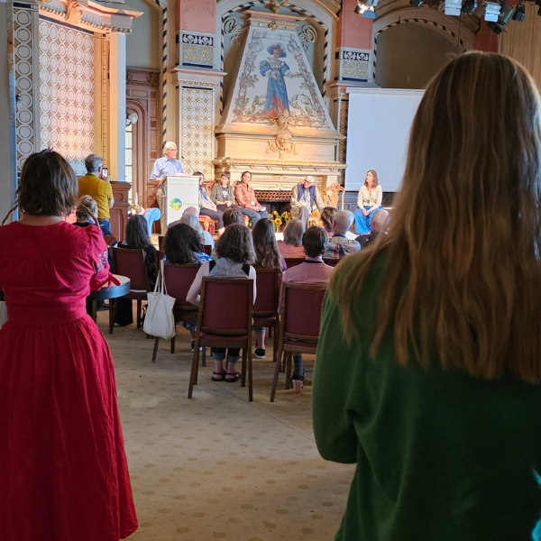 caux_iofc's tweet photo. When past and present mingle, the result is an inspiring mix of mutual learning, amazement and connection. #CauxIntergenerational Forum, Day 2, on #values, #solidarity and #personaltransformation.
#youngandold #cometogether #diversity #cauxforum #cauxfoundation #cauxpalace https://t.co/T0bOMfWk3N