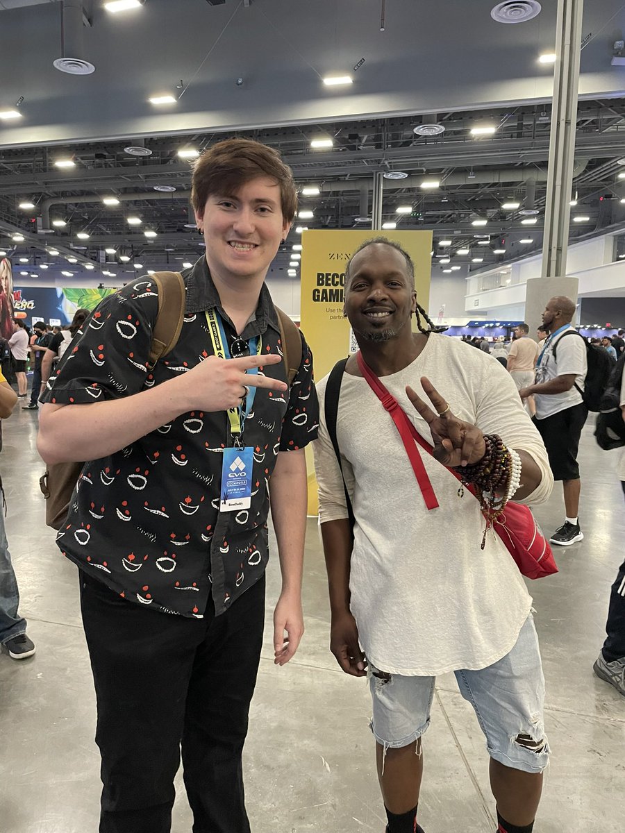 BoneDaddyFGC's tweet photo. Thanks for the pics, was cool meeting yall @Tasty_Steve @Diaphone_ @Sajam https://t.co/5LcAHn2t4M