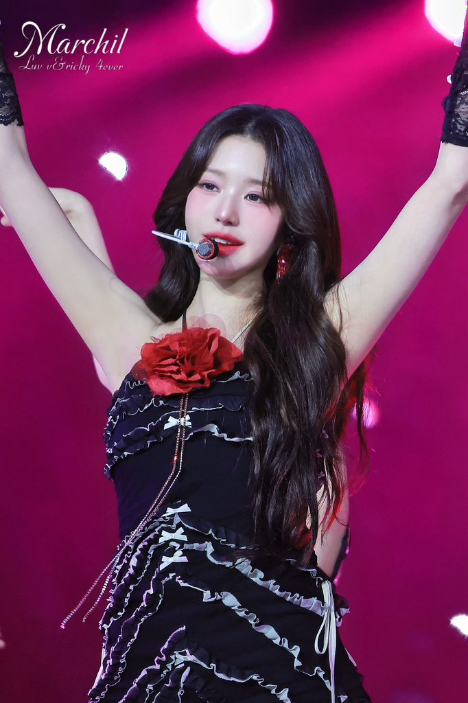 Marchil_wy0831's tweet photo. 20240721 SBS 가요대전 SUMMER

My Rose🔥

#원영 #아이브 #IVE  #장원영 
#ウォニョン #WONYOUNG  
#JANGWONYOUNG #IVE_SWITCH
@IVE_twt https://t.co/V4QIEYSCwu