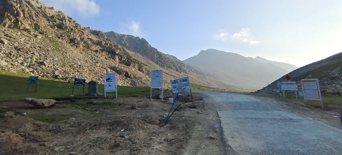 Dilsekishtwar's tweet photo. I jst hv a simple quest. frm Forest Dept. Kishtwar @jk_forests
Adm. @Devansh_IAS &amp; LG JK
If #MarganTop is in kishtwar then hw Anantnag Adm. &amp; Forest depart. Cn build structures &amp; dig their banners in our boundaries&amp;promote themself.
Cn ktr adm. do 🚧 in antng
@OfficeOfLGJandK https://t.co/2mCB1DS3bk