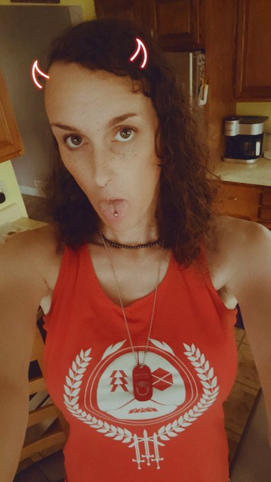 Haven&rsquo;t done a topless one in a while but kinda feeling myself tonight. New nipple rings!! https://t