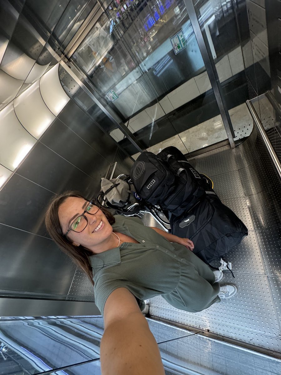 FuerteJulia's tweet photo. De camino a #Paris2024 para trabajar para la Federación Internacional de Vela @worldsailing <3

 Un sueño hecho realidad #socialmedia #comunicaciononline #Paris2024Sailing https://t.co/qSF3n9qfAV