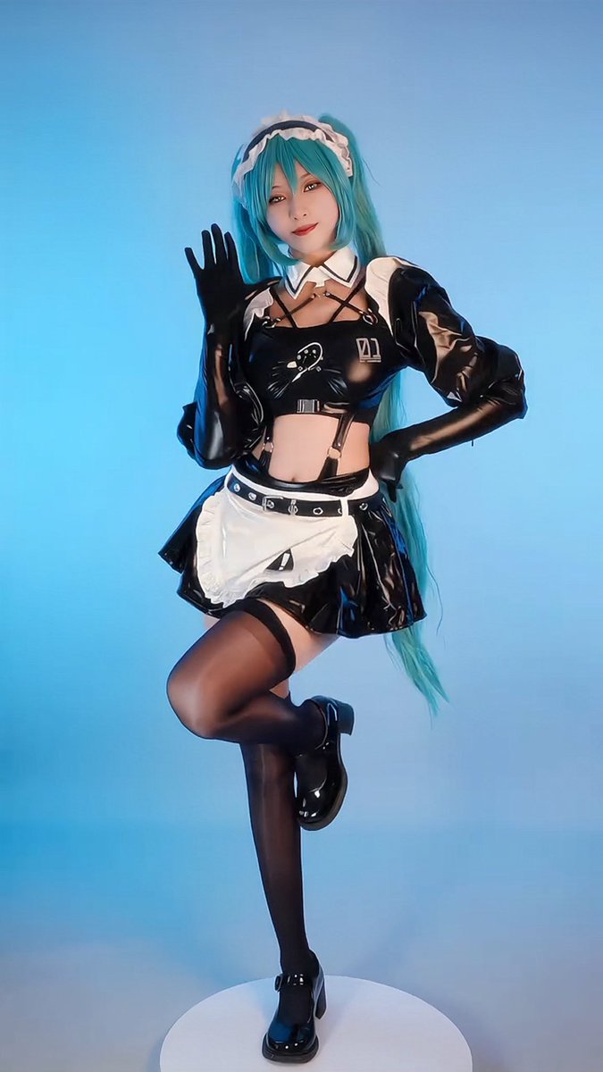 shixierofficial's tweet photo. Miku dance💚

#Miku 
#初音ミク 
#cosplay https://t.co/nYyg63ZGh5