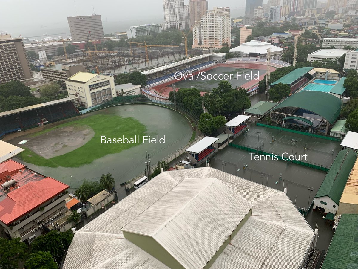 dotnico's tweet photo. Since we’re in a flood situation right now and nasa tapat ko ngayon is the Rizal Sport Complex (RMSC)…

It made me think about some flood control solutions and discuss about Water Sensitive Urban Design (WSUD) approaches. 

🧵 https://t.co/TSoyt9Lh35
