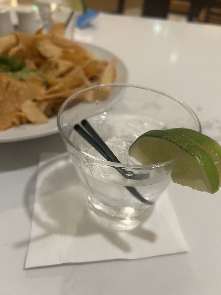 fcorriher's tweet image. ‘Dinner’ after a late arrival into LAX. 😔