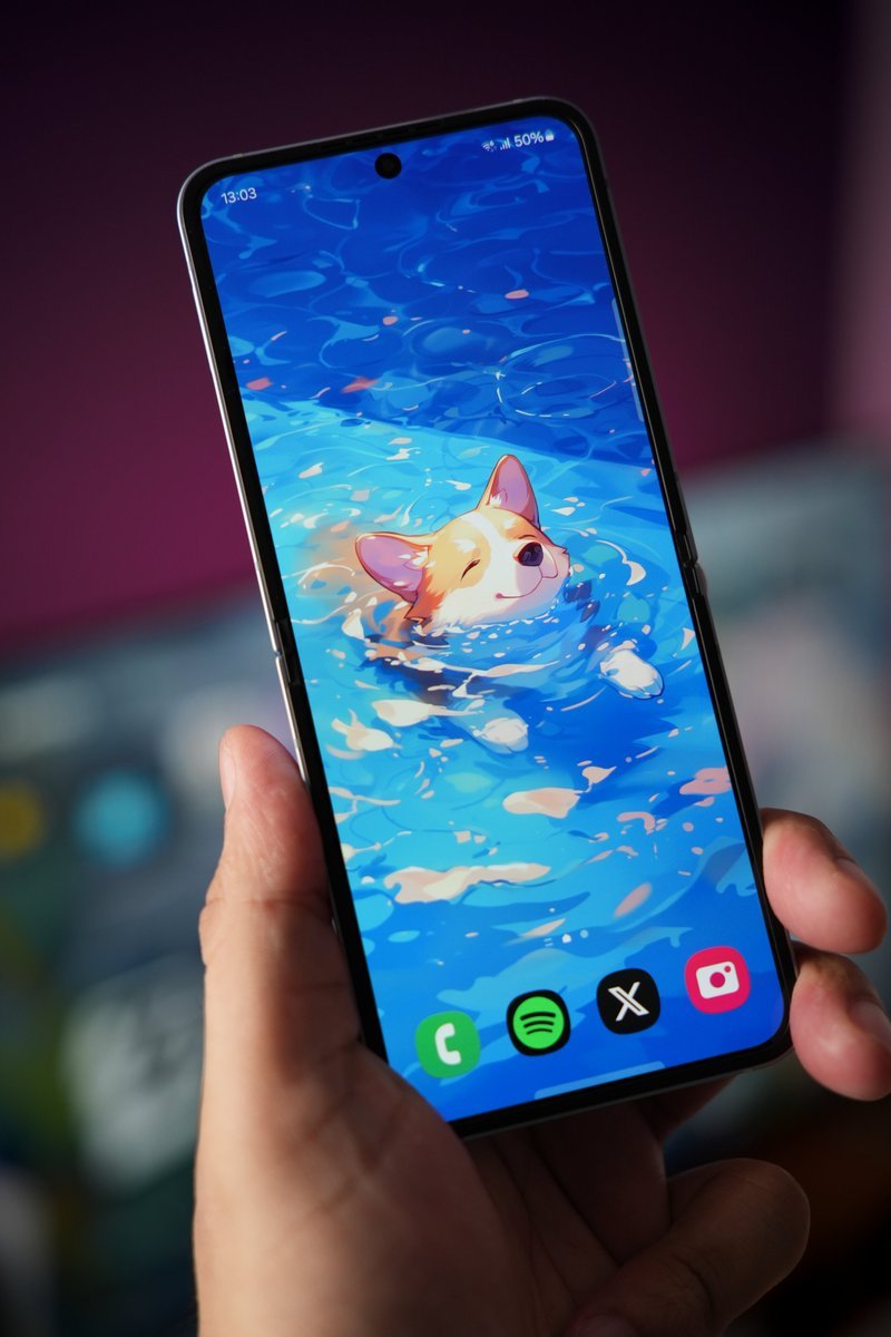 Q4. What is the battery capacity of the #GalaxyZFlip6?
A. 3500mAh battery
B. 3800mAh battery 
C. 4000mAh battery
D. 4500mAh battery
#OGofFlipPhones #GalaxyZFlip6 #GalaxyAI #MostPowerfulFlip