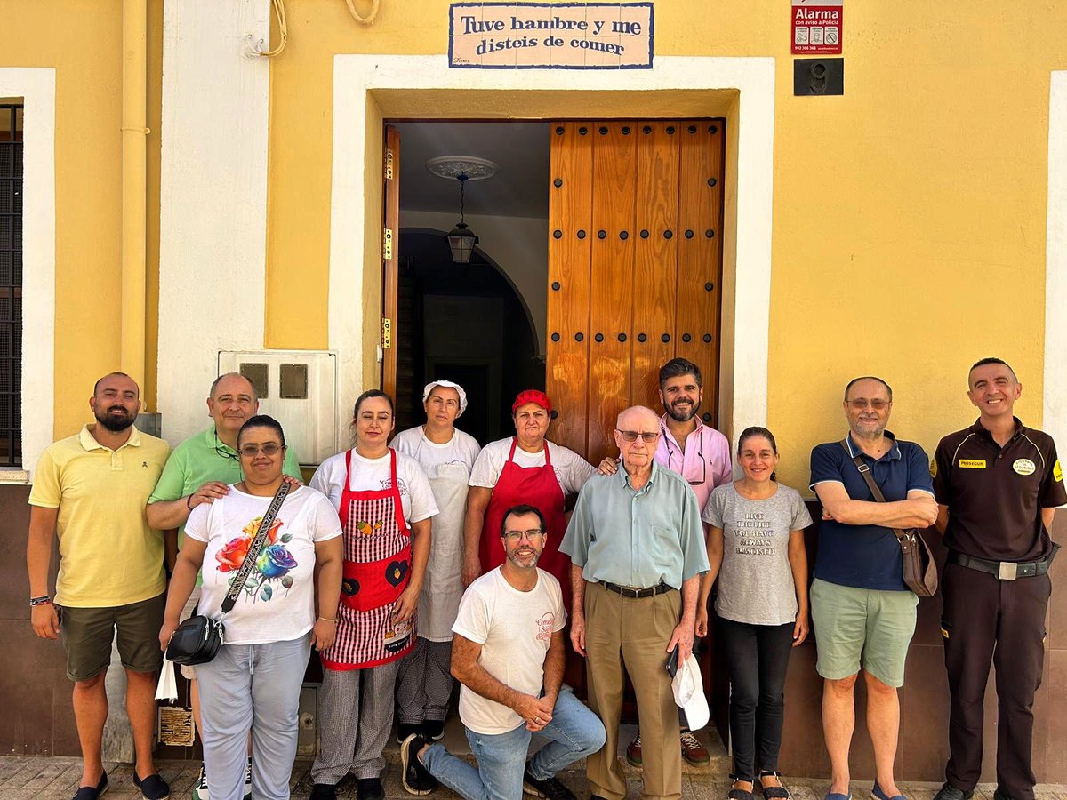 Hoy hemos recibido en el Comedor Santo Domingo una visita muy especial, la del Fray Florencio Turrado O.P. Su papel fue fundamental en el desarrollo y crecimiento de nuestra institución y gracias a él hemos podido alcanzar las cotas de servicio y ayuda que hoy ofrecemos.